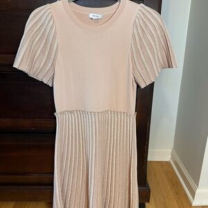 Girls Light Pink Pleated Short Sleeve Dress